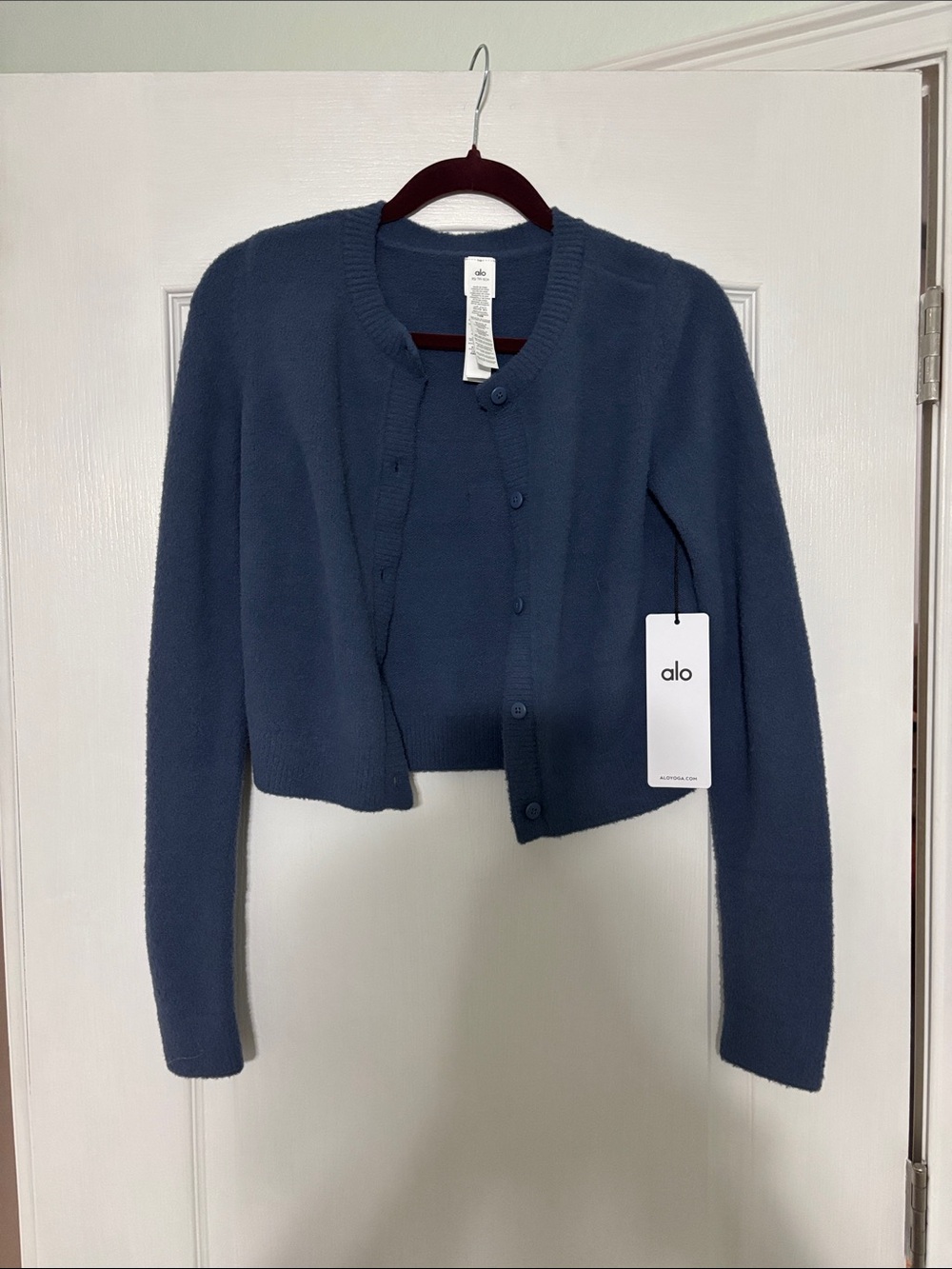 NWT Alo Snuggle Up Sweater Cropped Cardigan